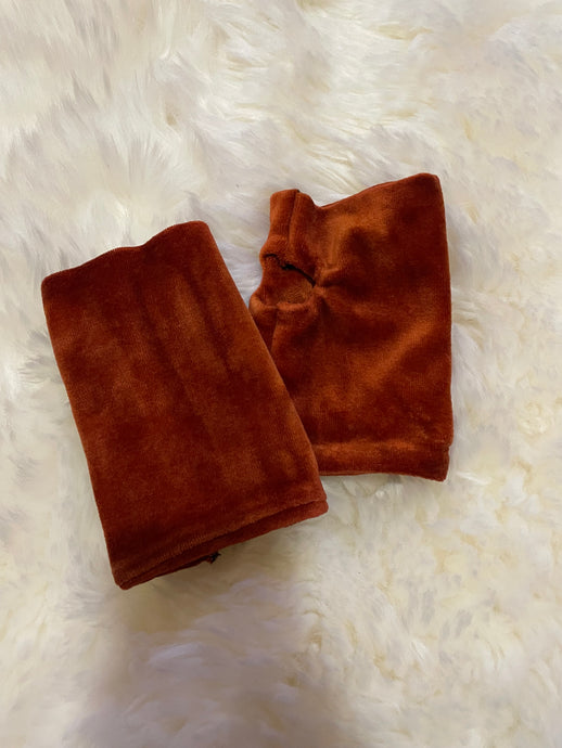 Fingerless Velour Glovies