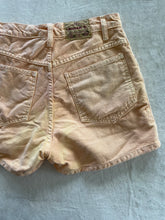 Load image into Gallery viewer, Vintage size 9 ‘Micheal G’ high waisted shorts